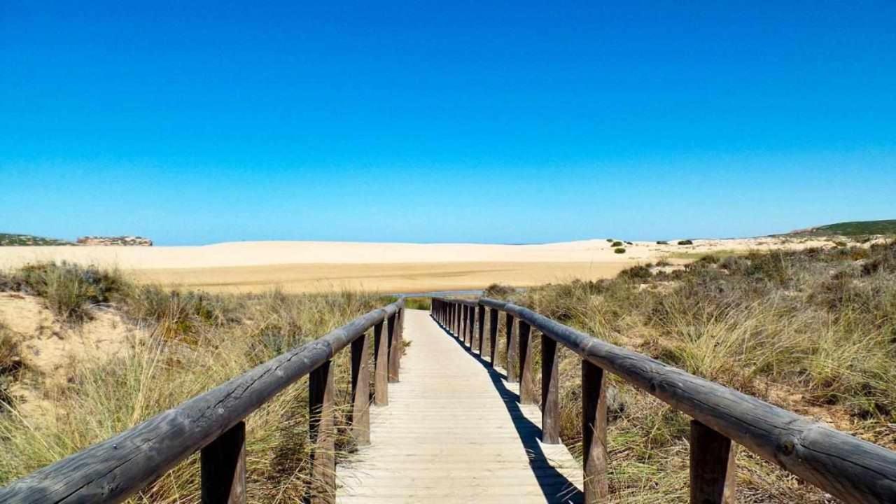 Casa Presente Guesthouse كاراباتيرا المظهر الخارجي الصورة